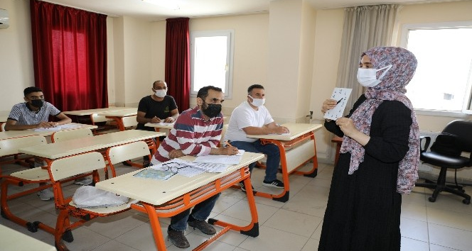 Belediyeden yabancılara 'Türkçe Kursu'